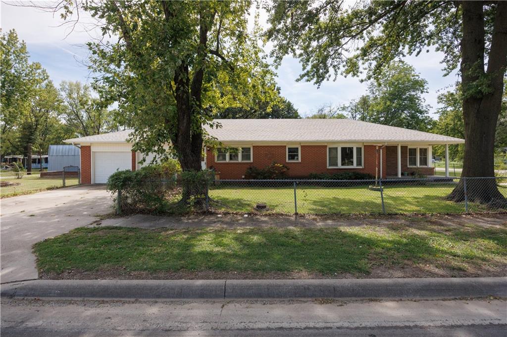 1230 Main Street Property Photo 1