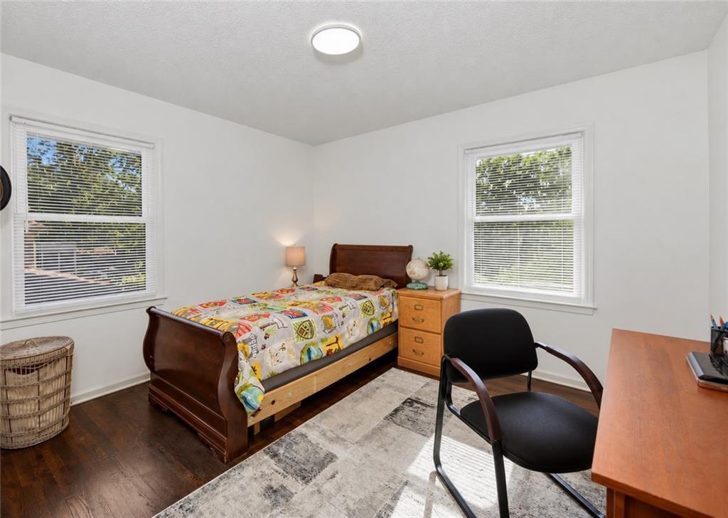 12408 Monroe Avenue Property Photo 16