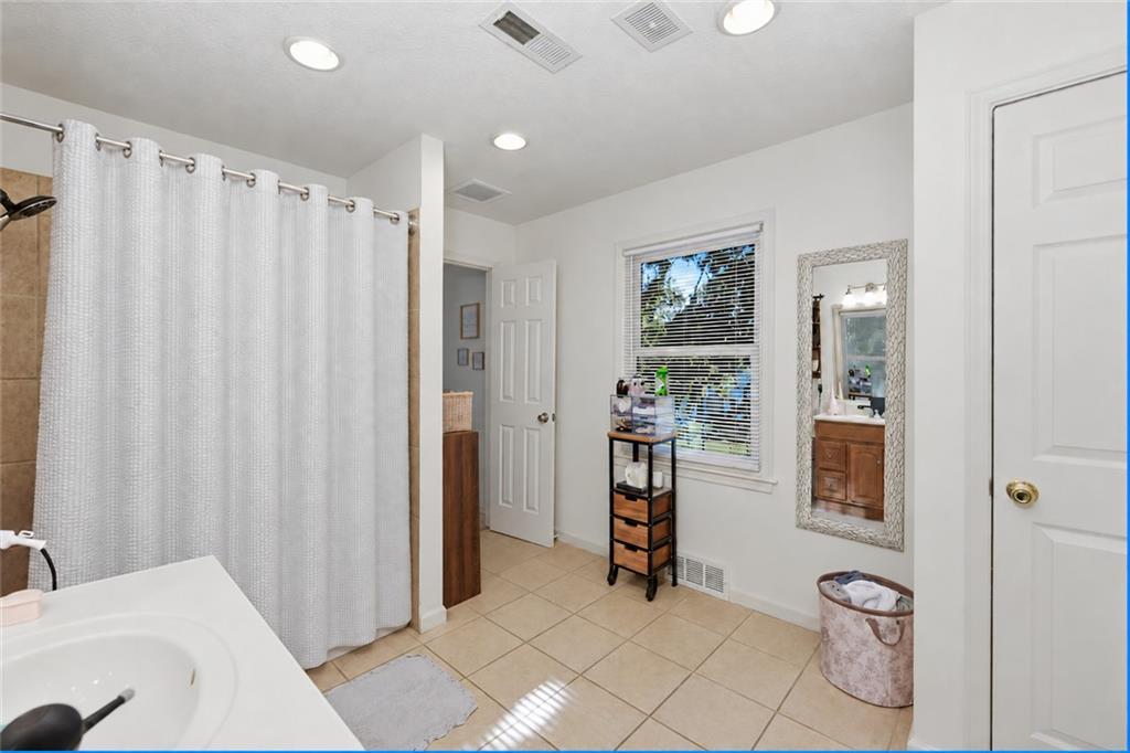 12408 Monroe Avenue Property Photo 25