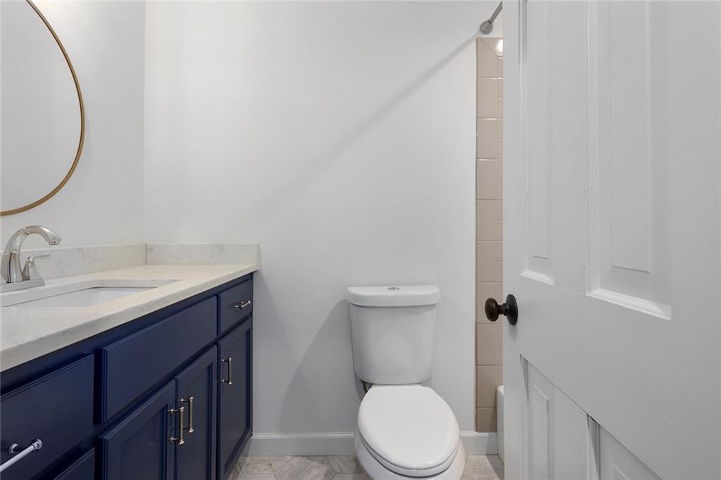 1001 Wyckwood Drive Property Photo 20