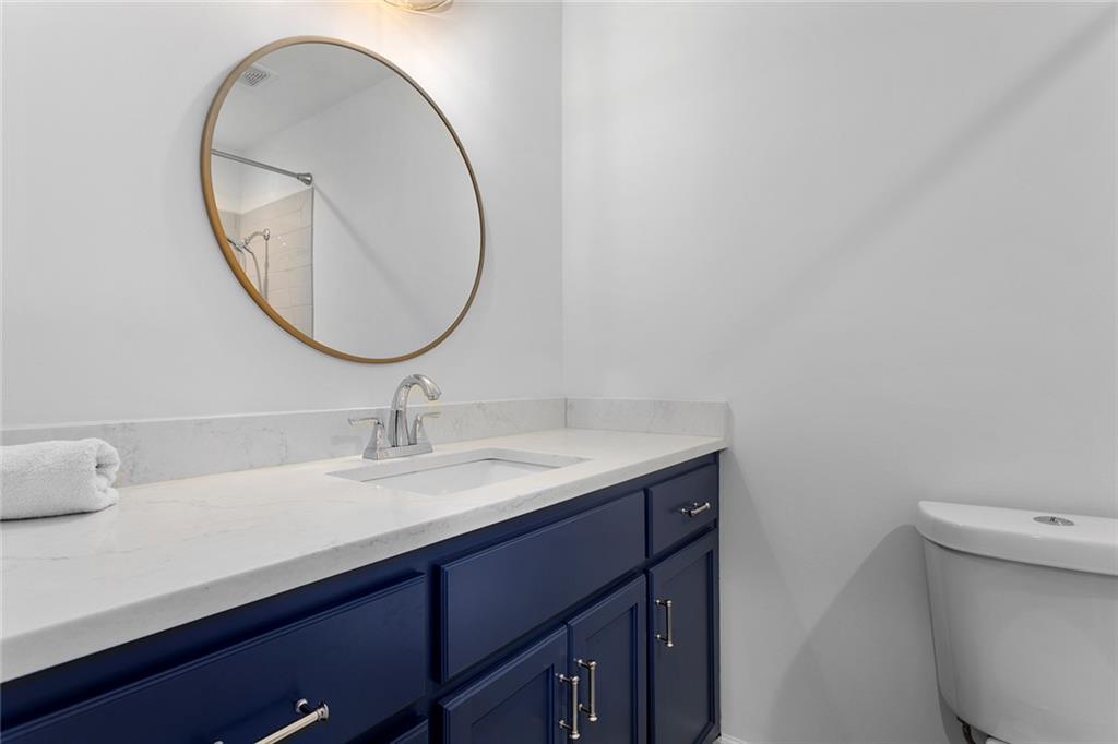 1001 Wyckwood Drive Property Photo 21