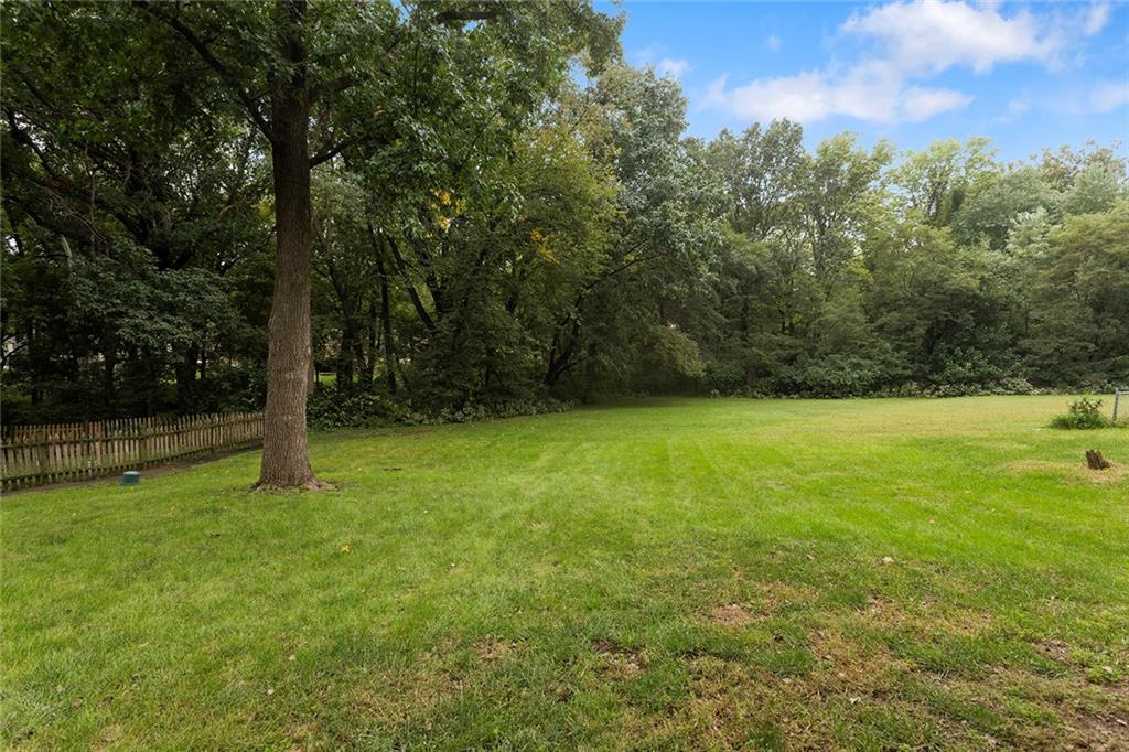 1001 Wyckwood Drive Property Photo 34