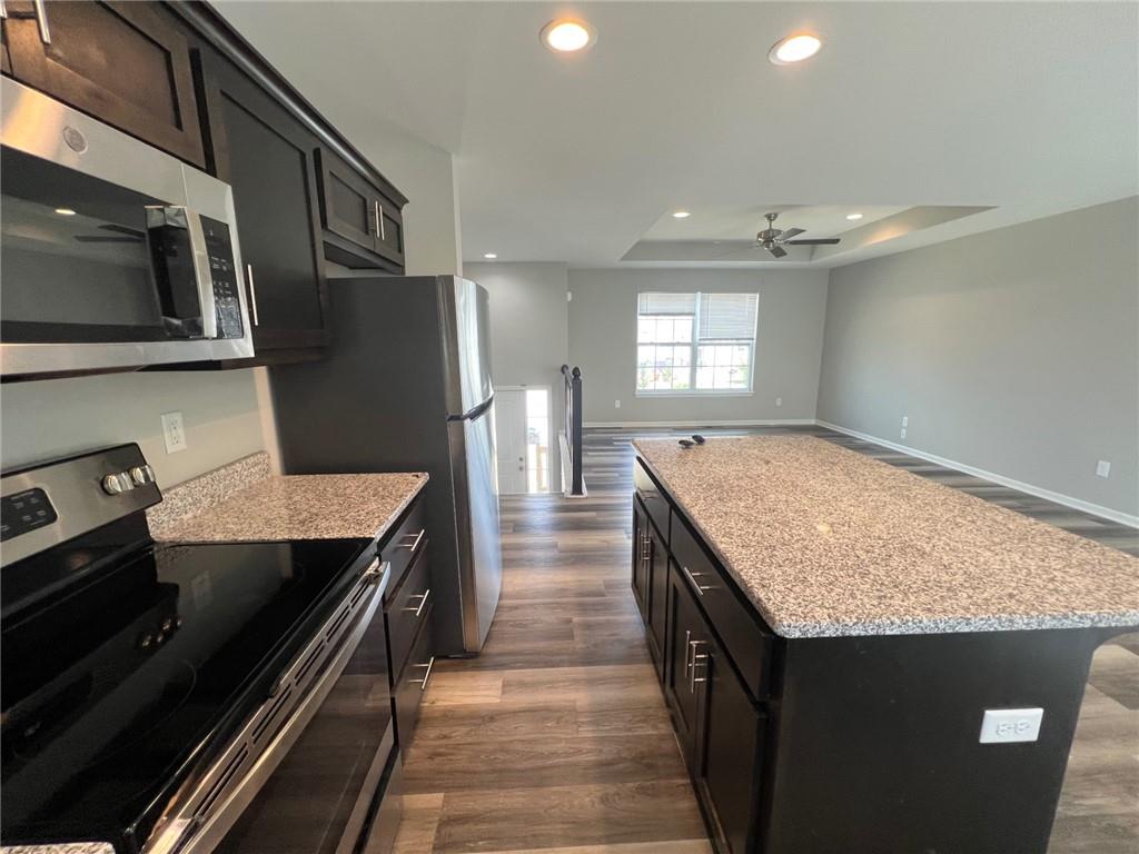 21806 Lucca Circle Property Photo 4