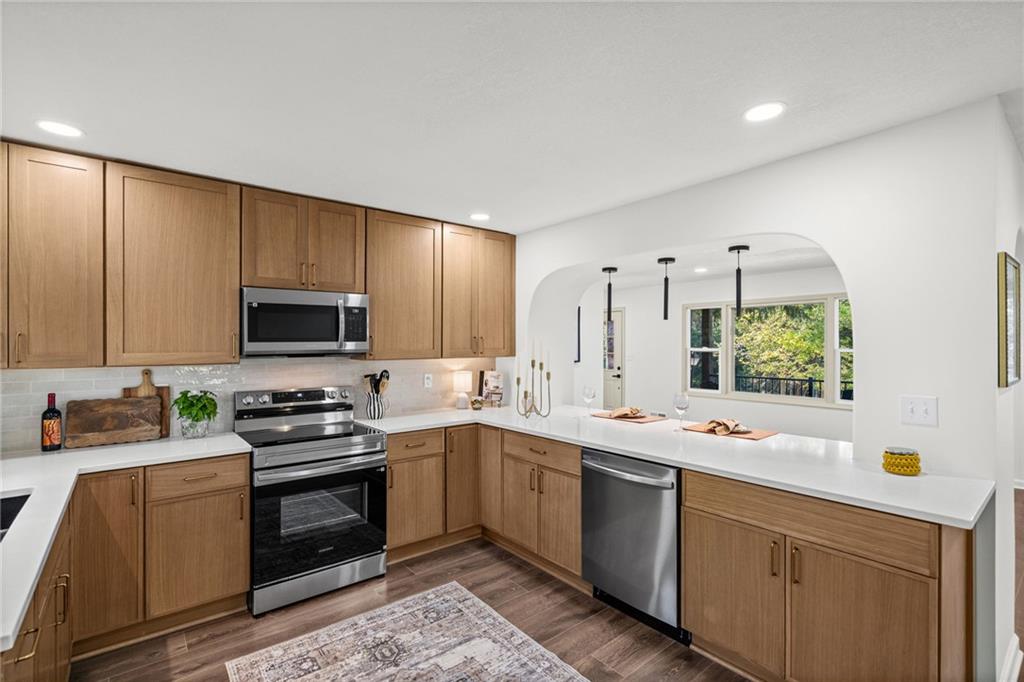 15800 Woods Chapel Road Property Photo 3