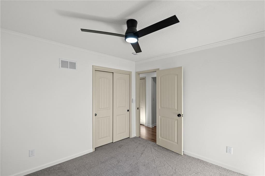 15800 Woods Chapel Road Property Photo 23
