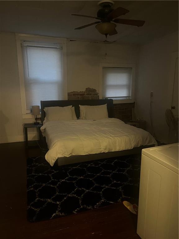 2112 Main Street Property Photo 18