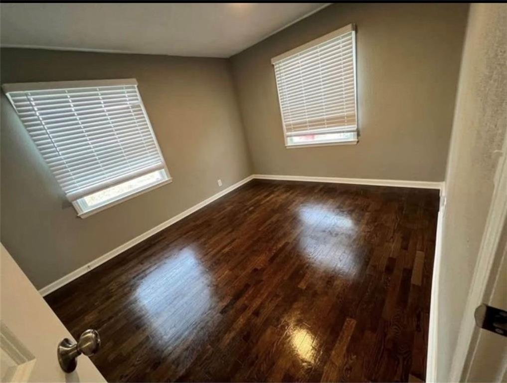 114 E Cass Street Property Photo 8