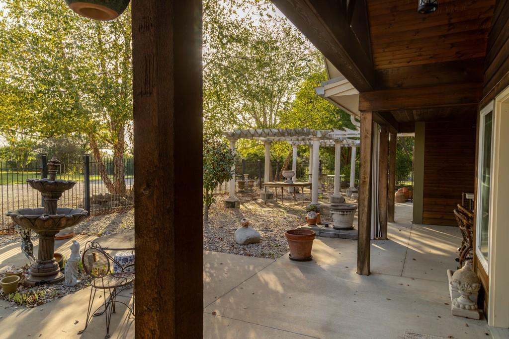 2347 Oregon Terrace Property Photo 45