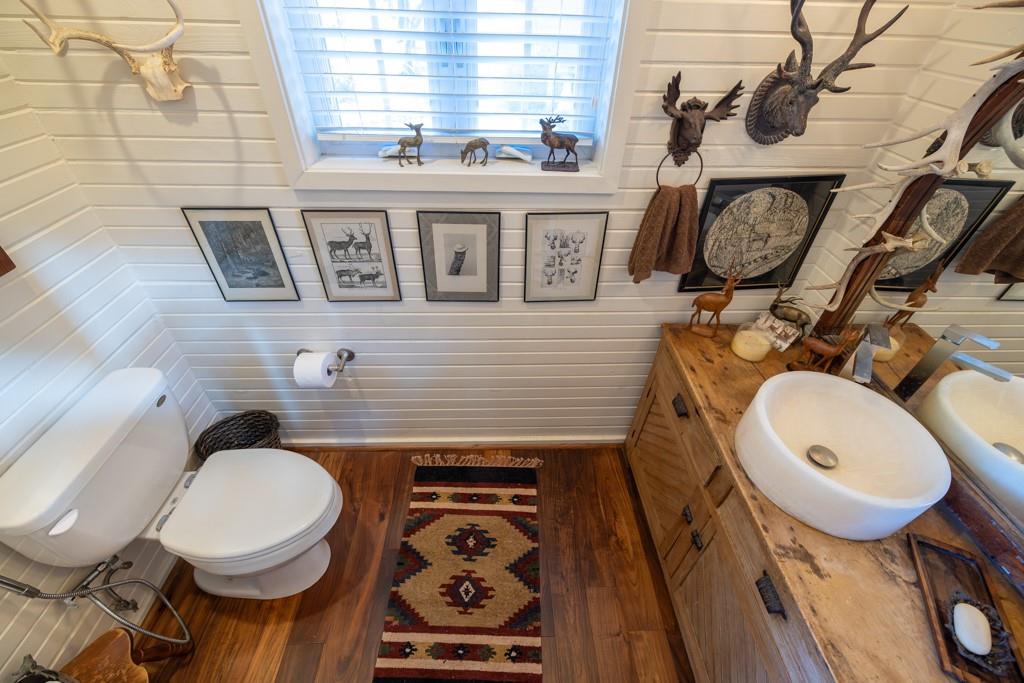 2347 Oregon Terrace Property Photo 59