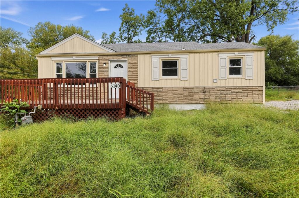 6140 Sloan Avenue Property Photo 1
