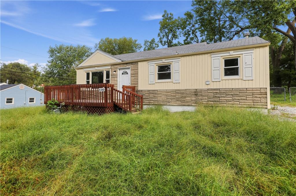 6140 Sloan Avenue Property Photo 2