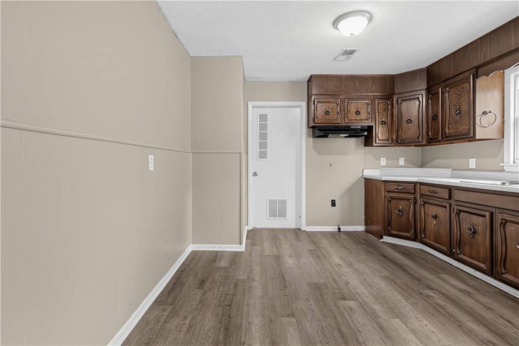 6140 Sloan Avenue Property Photo 10