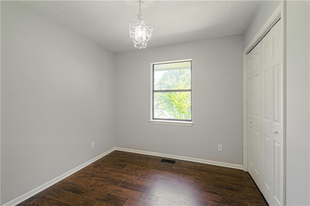 8904 Ne 72nd Street Property Photo 23