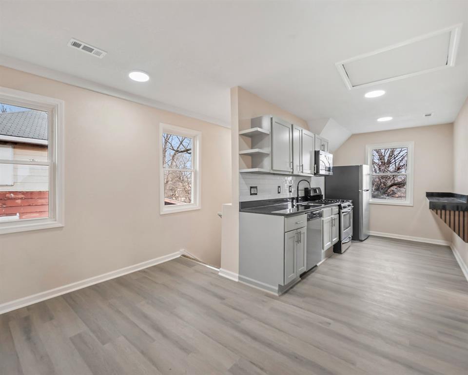 108 S 17th Street Property Photo 33