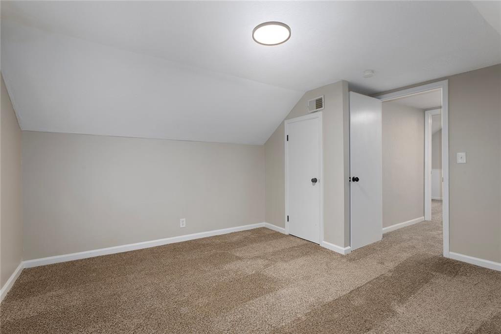 1400 E Hayward Avenue Property Photo 26