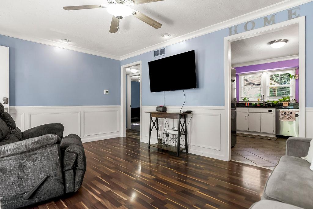 5516 Hunter Street Property Photo 5