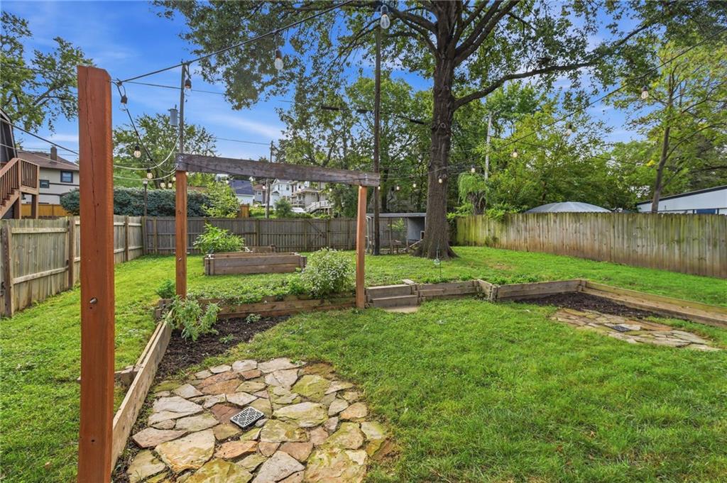 6133 Brookside Boulevard Property Photo 29
