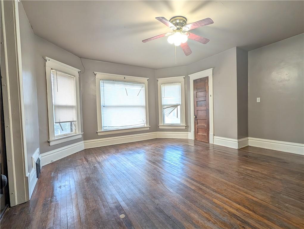 201 S Buchanan Street Property Photo 19
