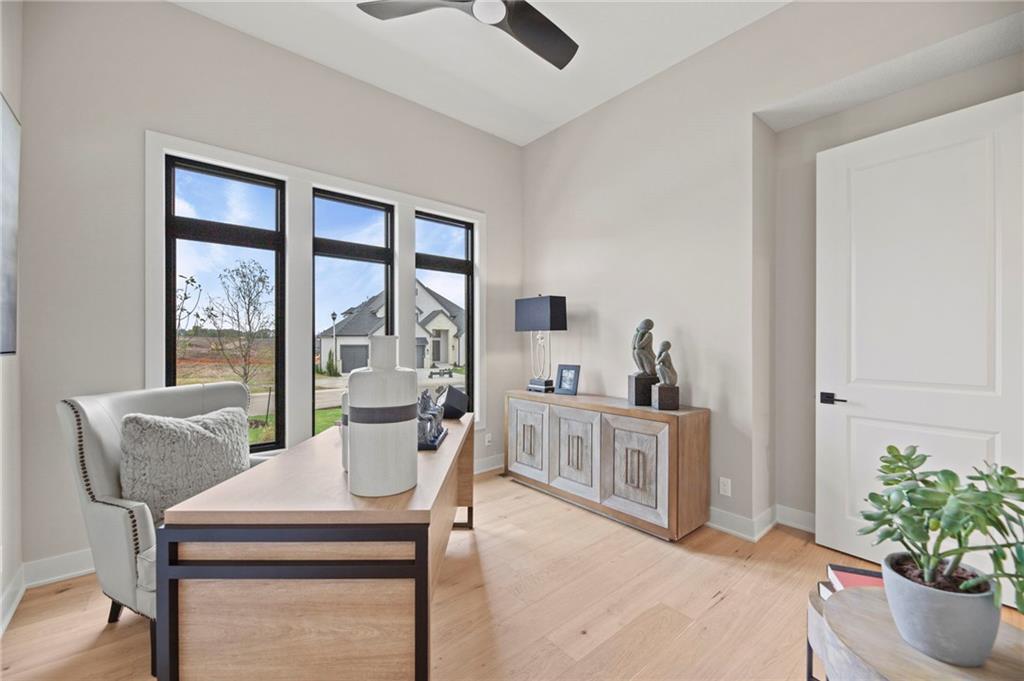 17601 Knox Street Property Photo 6