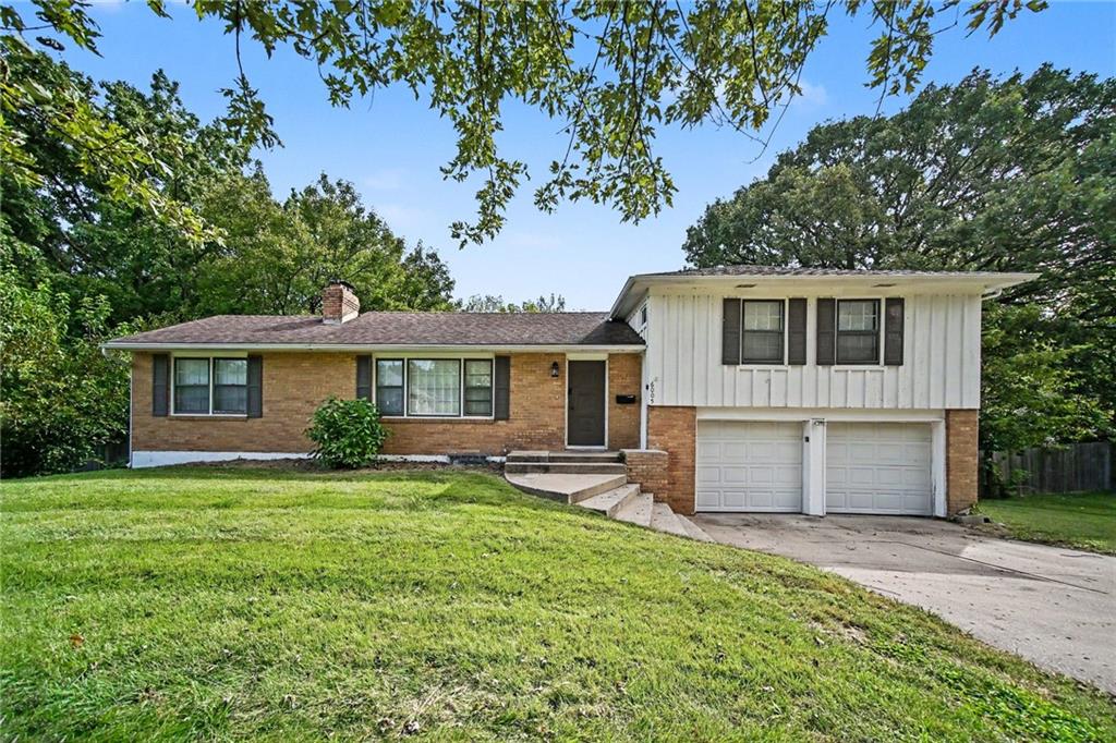 6005 Laurel Avenue Property Photo 1