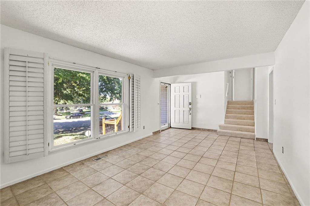 5755 Richards Circle Property Photo 8