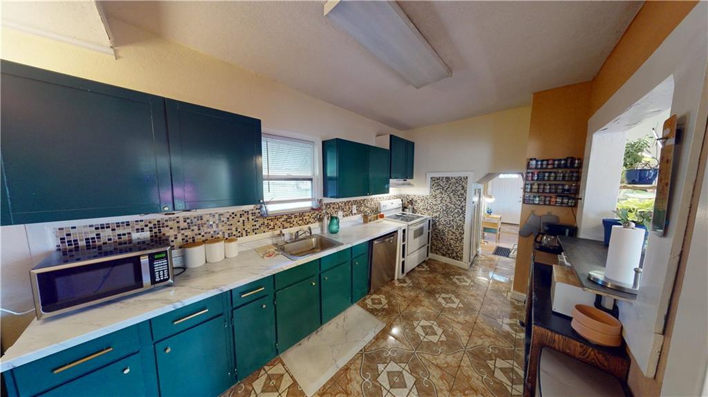 3609 Anderson Avenue Property Photo 22
