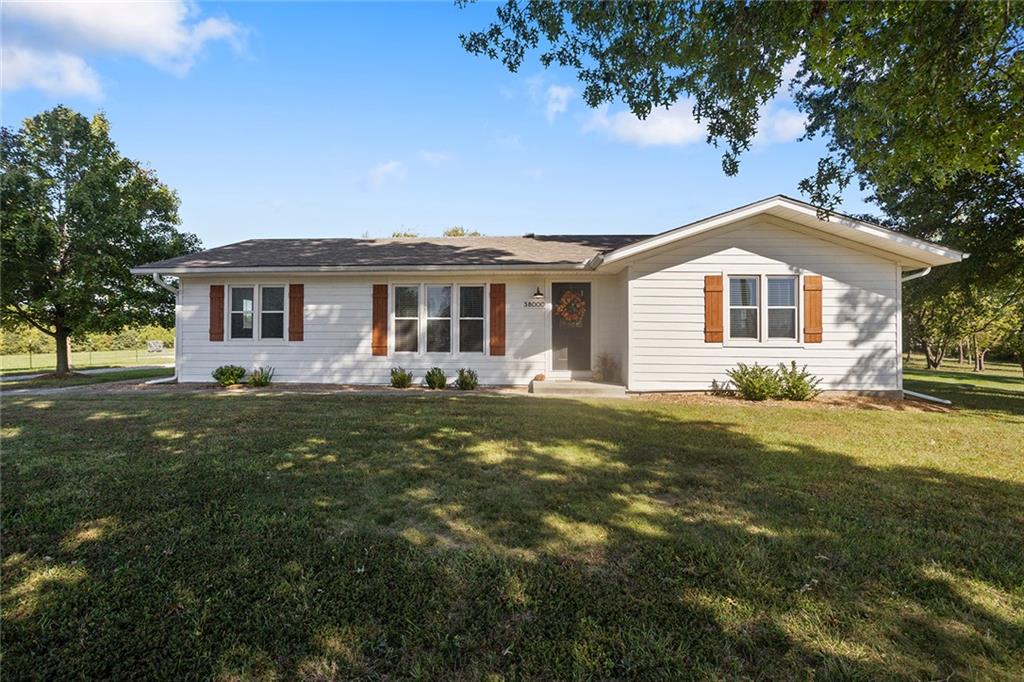 38000 E Cline Road Property Photo 1