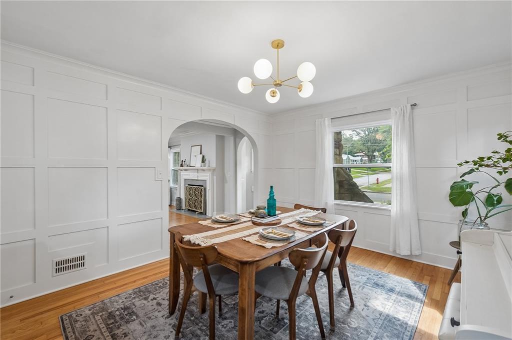 1216 W 73rd Street Property Photo 14