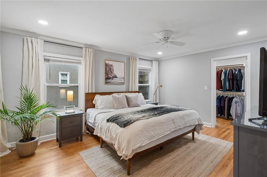 1216 W 73rd Street Property Photo 20