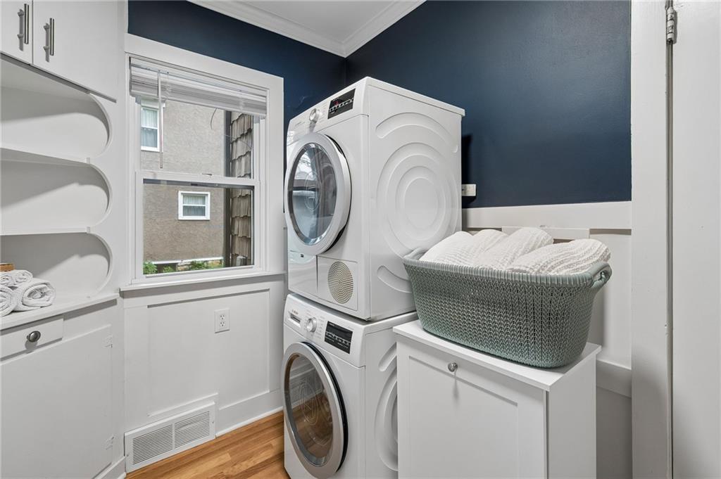 1216 W 73rd Street Property Photo 34