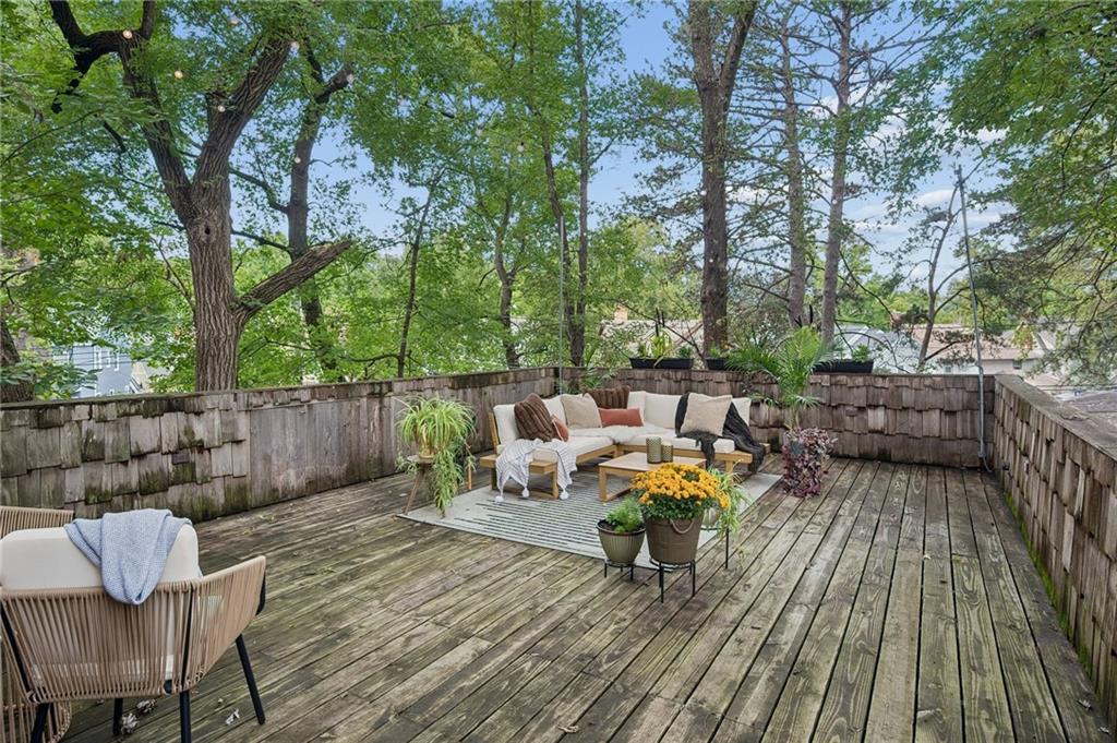1216 W 73rd Street Property Photo 36