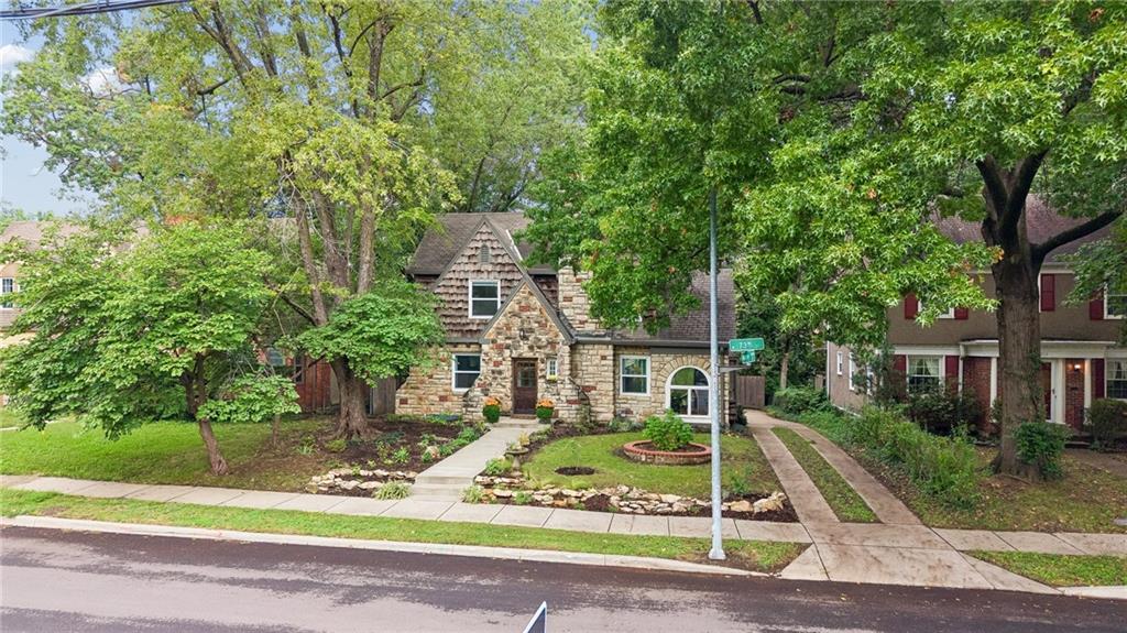 1216 W 73rd Street Property Photo 45
