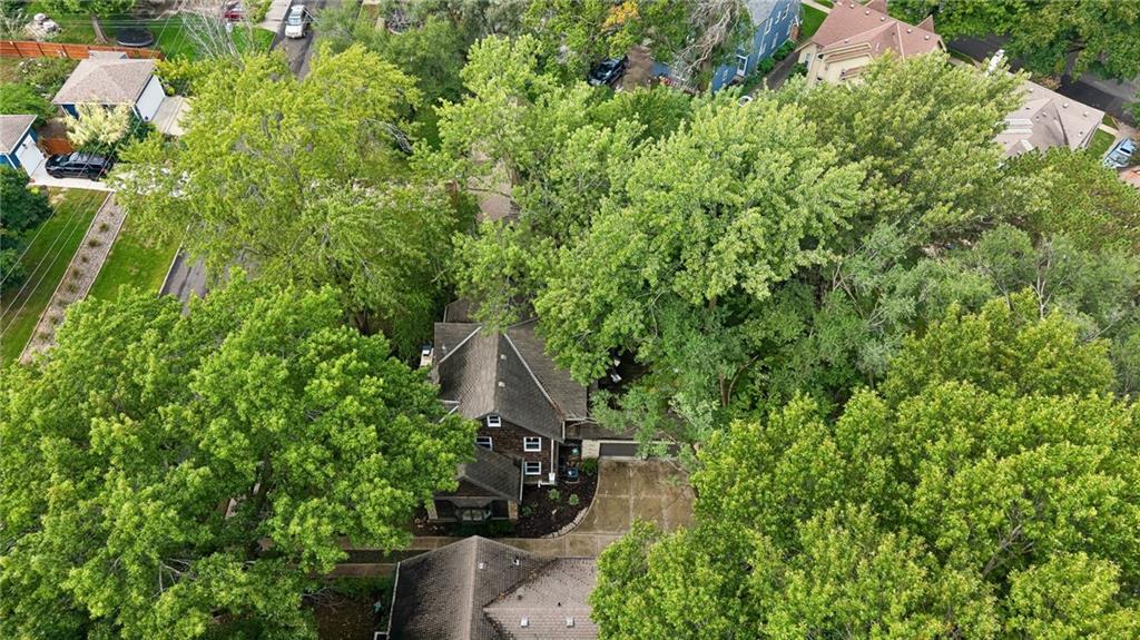 1216 W 73rd Street Property Photo 51