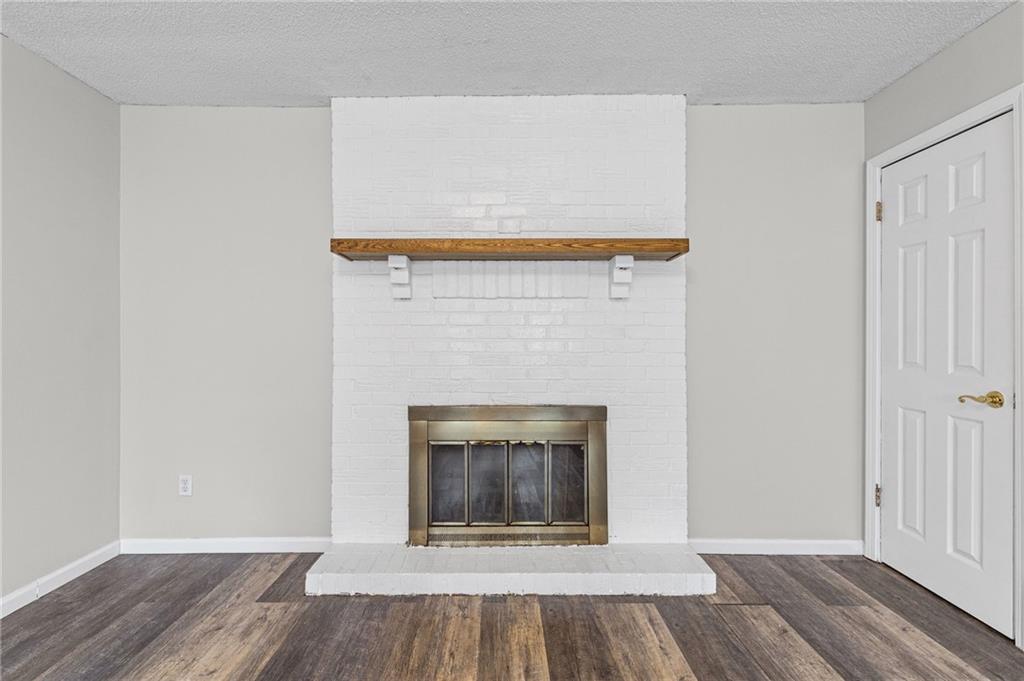 11804 Lawndale Avenue Property Photo 12