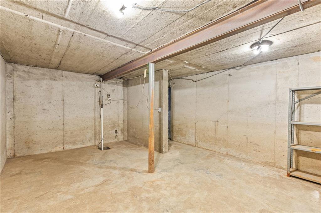 11804 Lawndale Avenue Property Photo 20