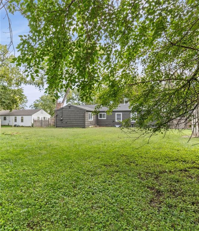11804 Lawndale Avenue Property Photo 22