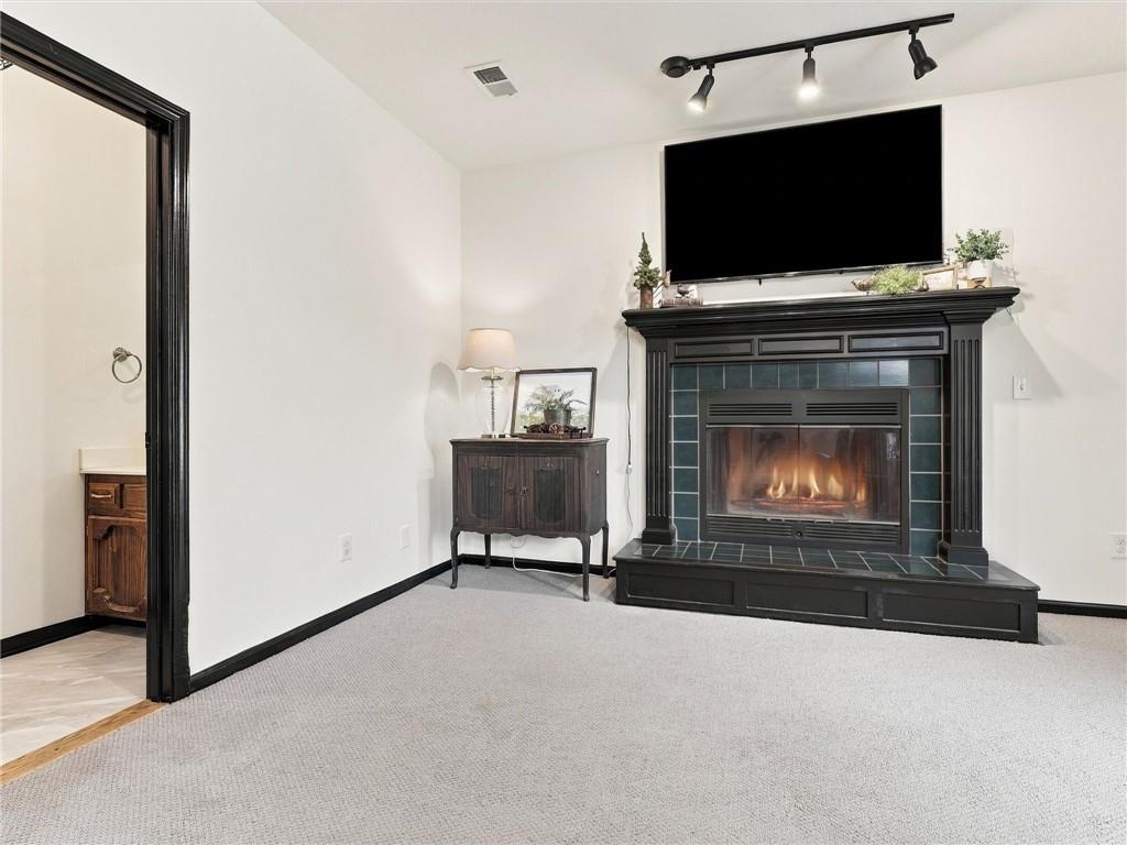 1711 Sunset Drive Property Photo 16