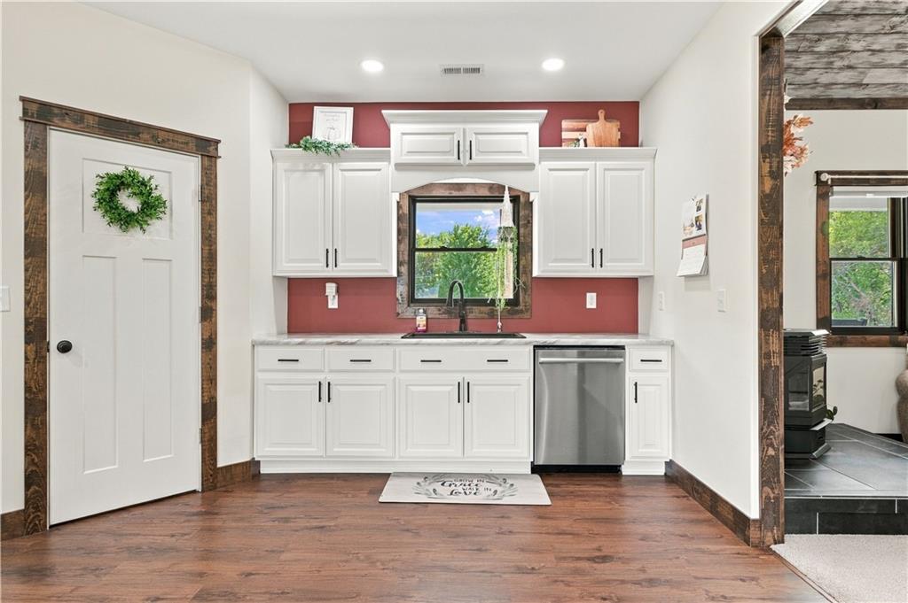 14708 46th Street Property Photo 17