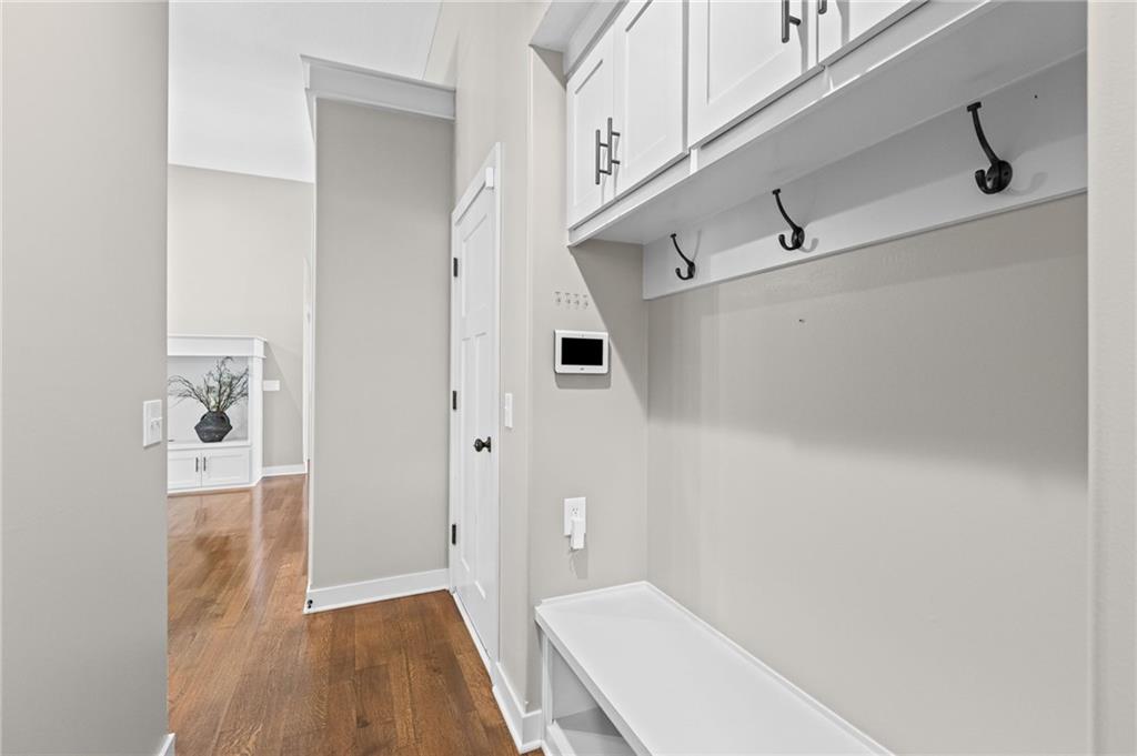 5866 S National Drive Property Photo 24