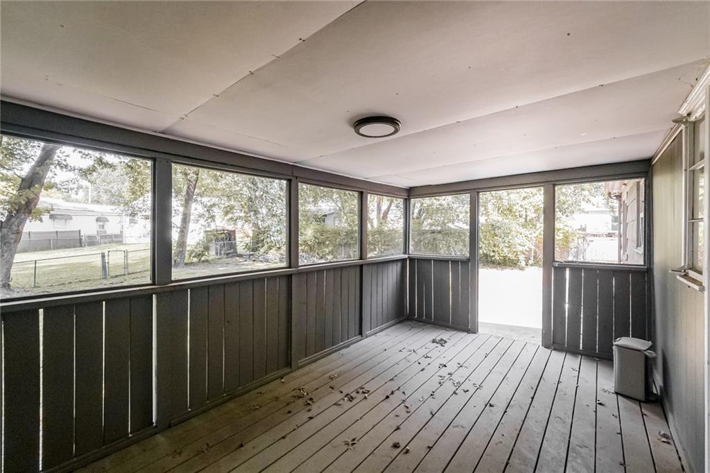 7606 Ward Parkway Property Photo 29