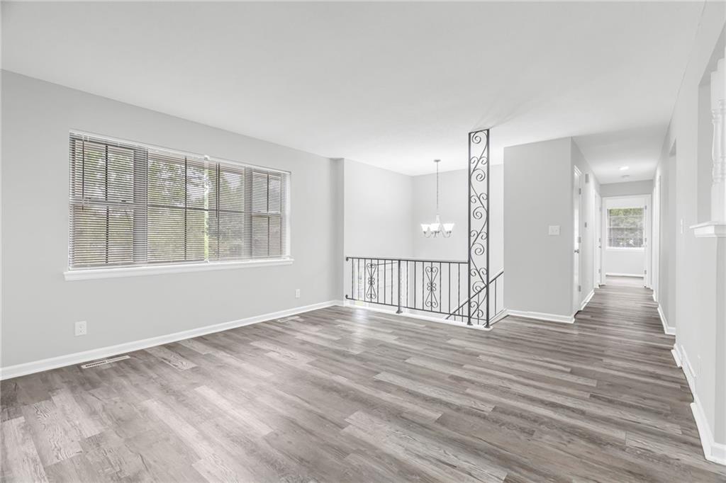 15917 W 152nd Street Property Photo 7