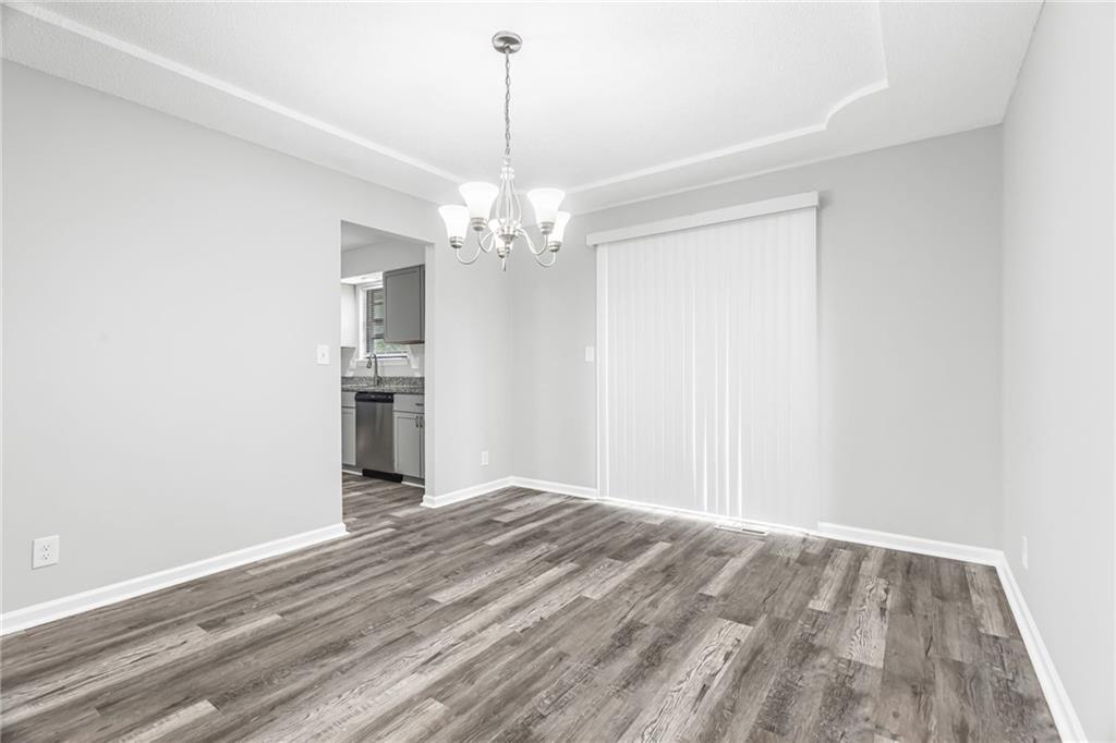 15917 W 152nd Street Property Photo 9