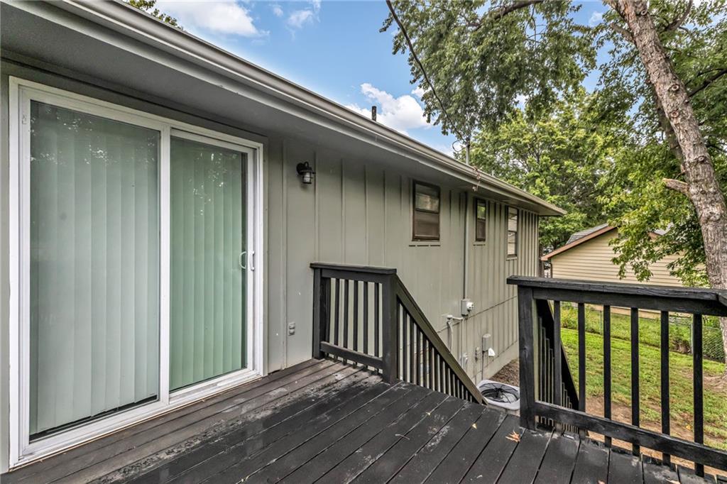 15917 W 152nd Street Property Photo 25