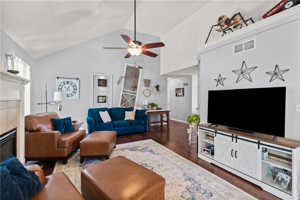 1402 Sam Den Circle Property Photo 7