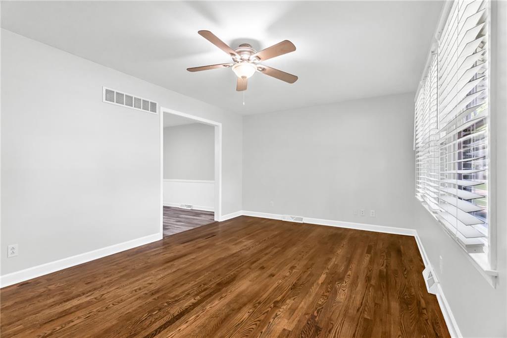 7644 Nw Milrey Drive Property Photo 5
