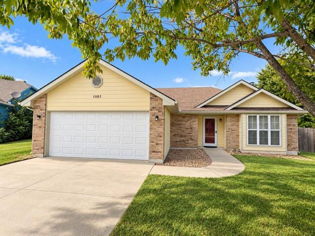 1007 Chelsea Court Property Photo 1