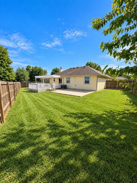 1007 Chelsea Court Property Photo 2