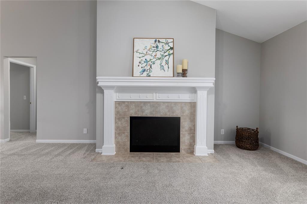 625 Midjay Drive Property Photo 4