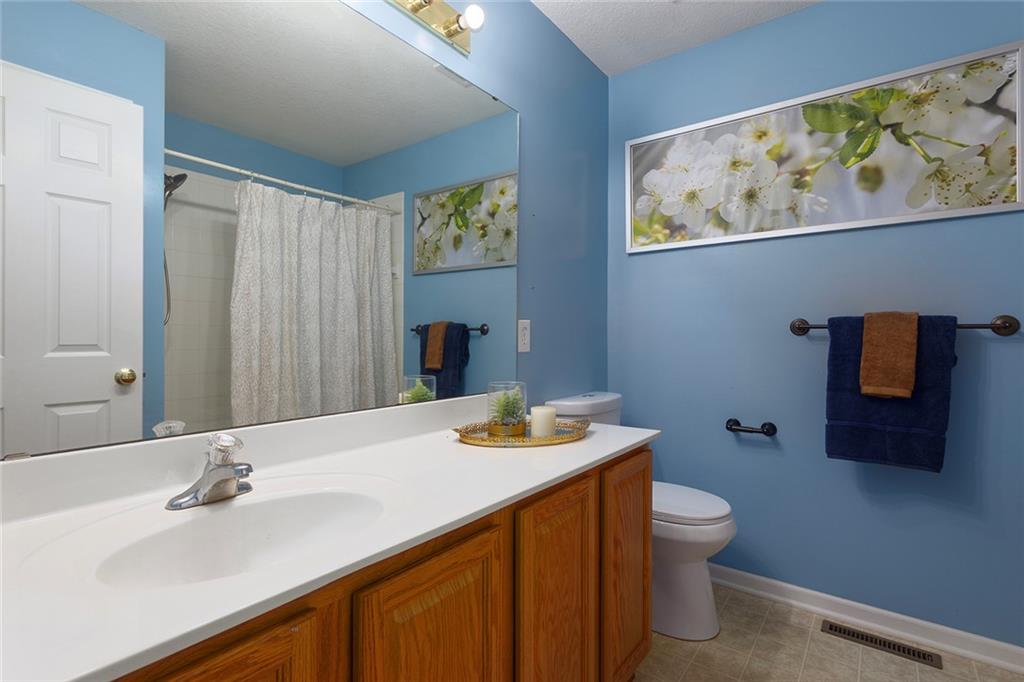 625 Midjay Drive Property Photo 11