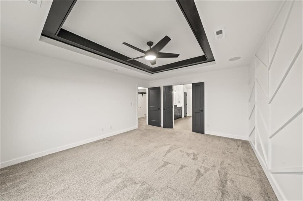 4709 Ne Freehold Drive Property Photo 18